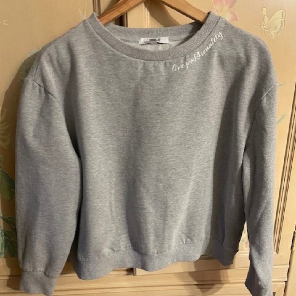 The Roster "live passionately" - Long Sleeved Fleeced Lined Sweatshirt Size L